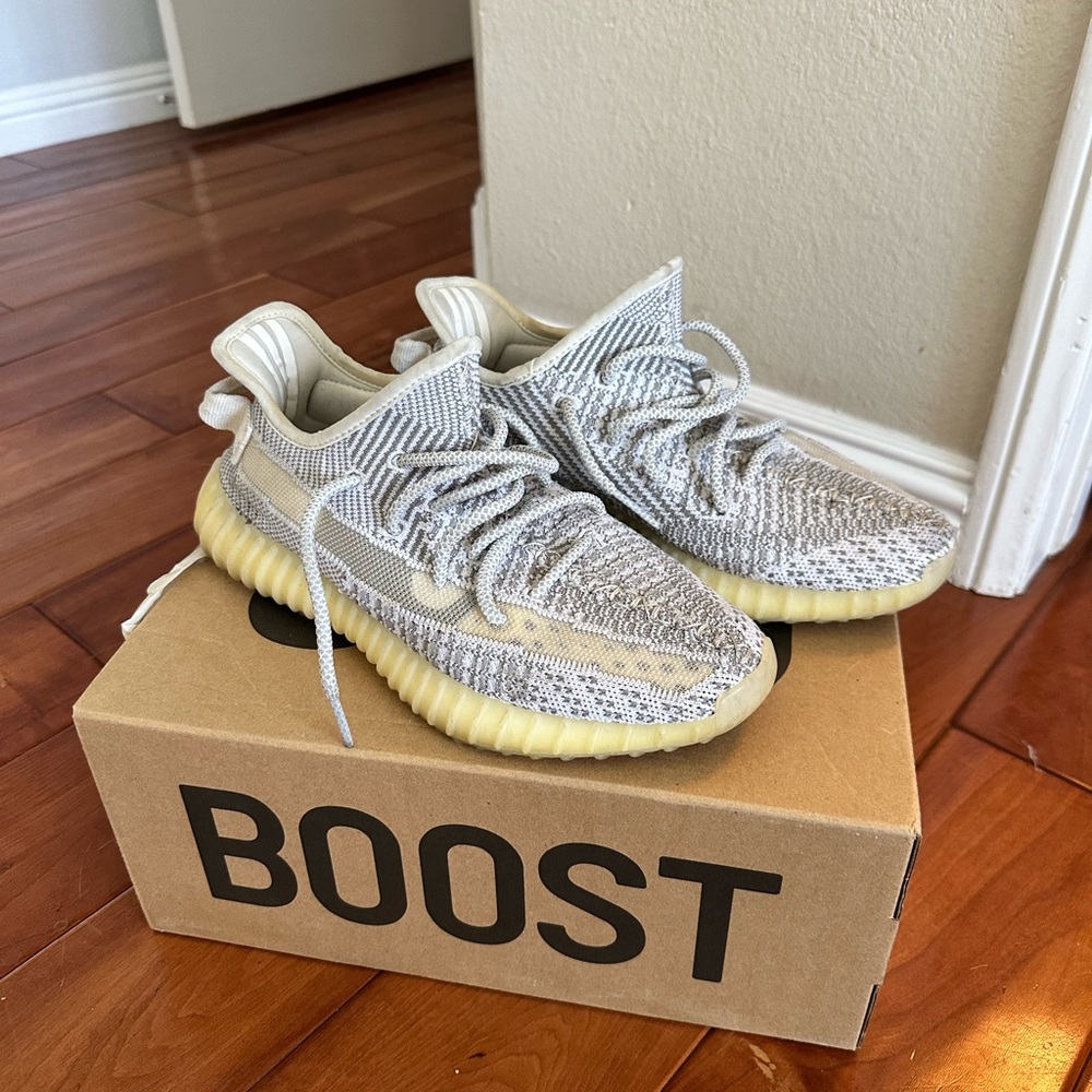 Yeezy boost 350, grey with reflective laces. (fits a women 8)